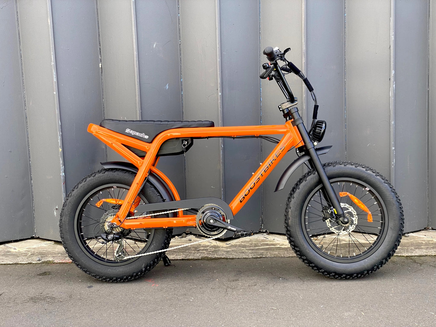 Apache electric Bike, Modern yet retro 20" fat tyre ebike with performance and packed with features in true SUPER 73 style from Boostbikes.