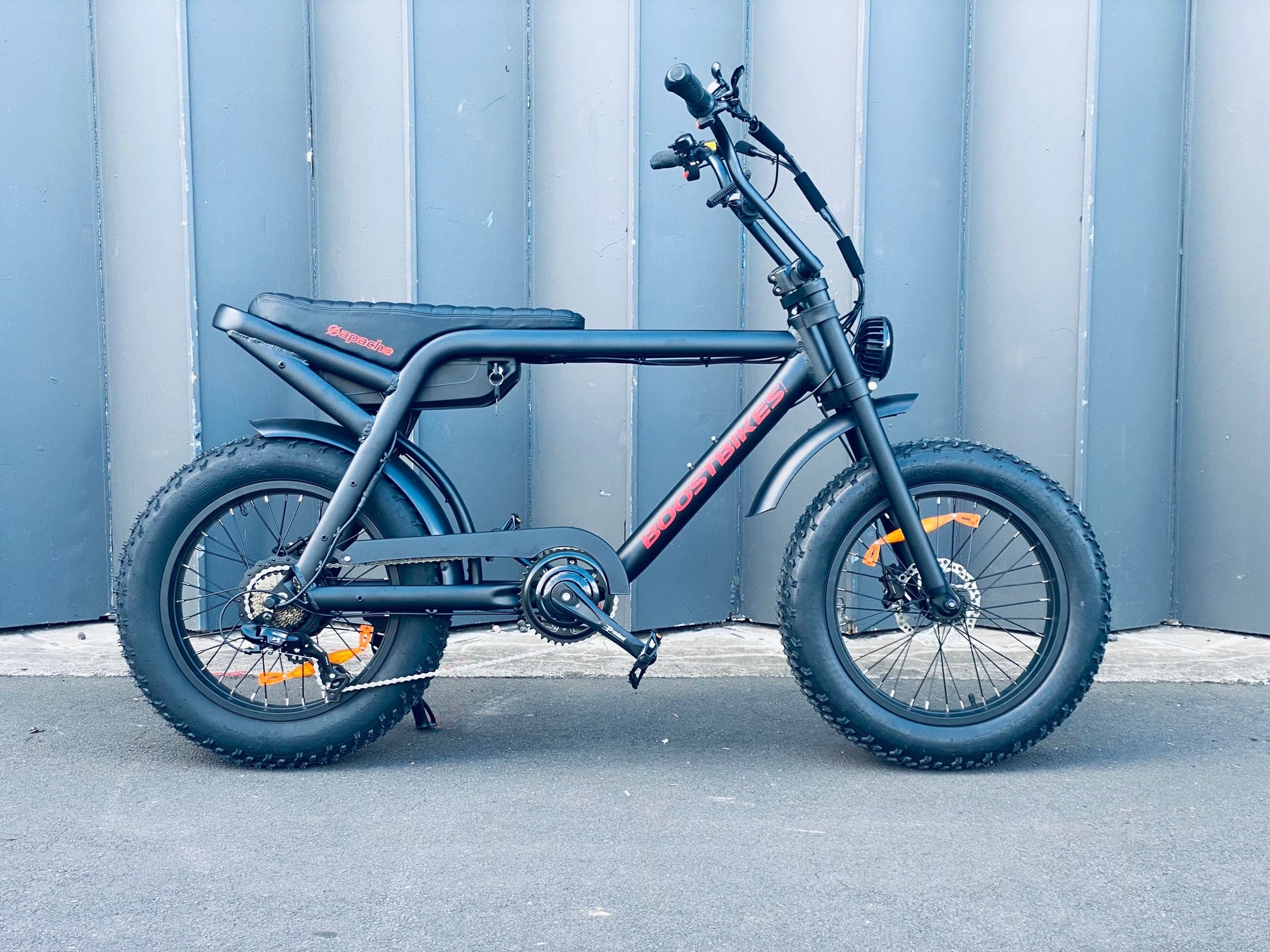 Apache Electric Bike, Modern yet retro 20" fat tyre ebike with performance and packed with features in true SUPER 73 style from Boostbikes.