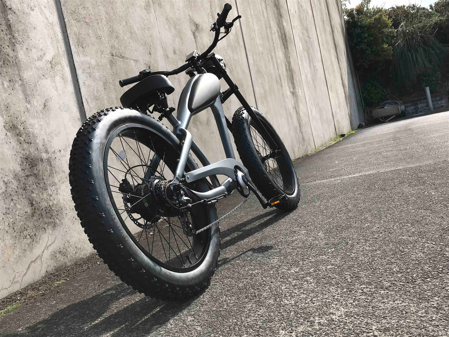 Electric Motorbike Classic styling. The Most Comfortable Cruiser ebike ever. Choice of frame and trim and tyre combinations. All Terrain, STREET or Whitewall tyres. Scout from Boostbikes.