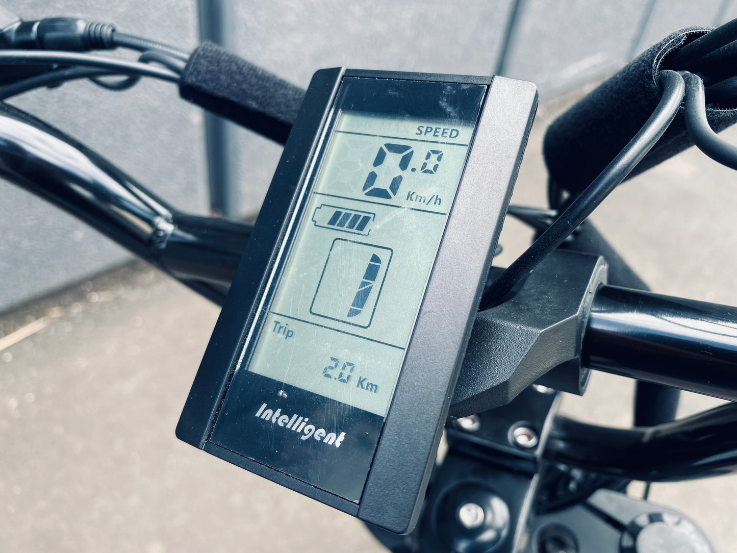 Apache from Boostbikes. Pedal assist or twist the throttle and go. Hydraulic Brakes. Full Display LCD.