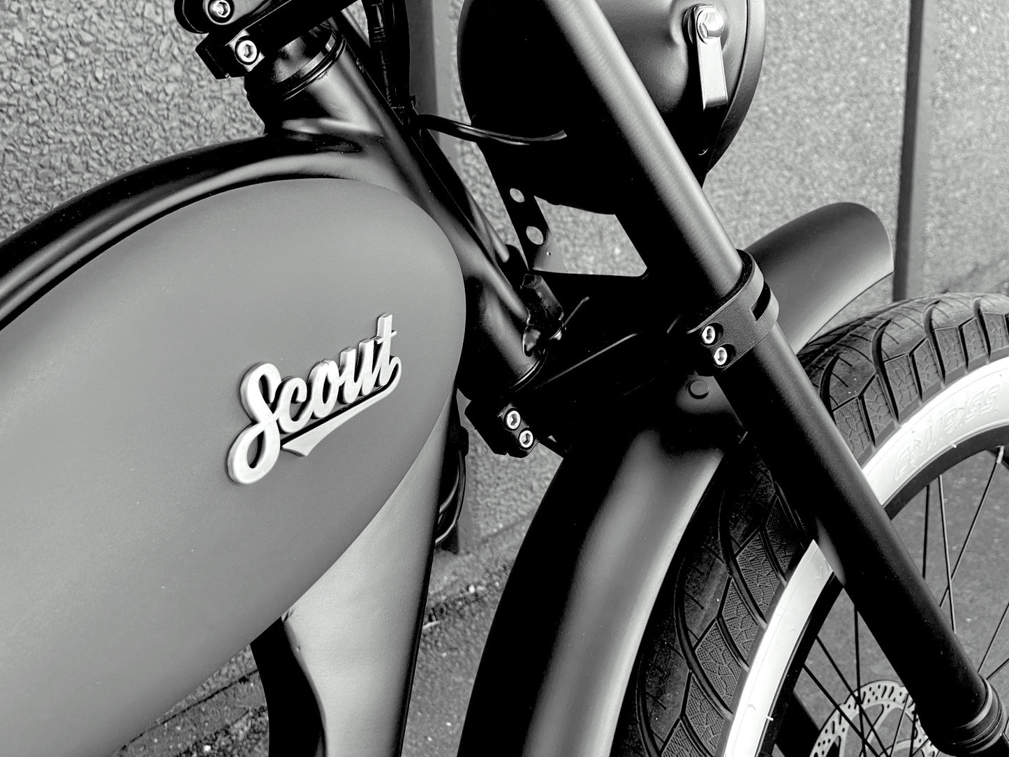 The Most Comfortable Cruiser ebike ever. Choice of frame and trim and tyre combinations. All Terrain, STREET or Whitewall tyres. Scout Electric Motorbike from Boostbikes